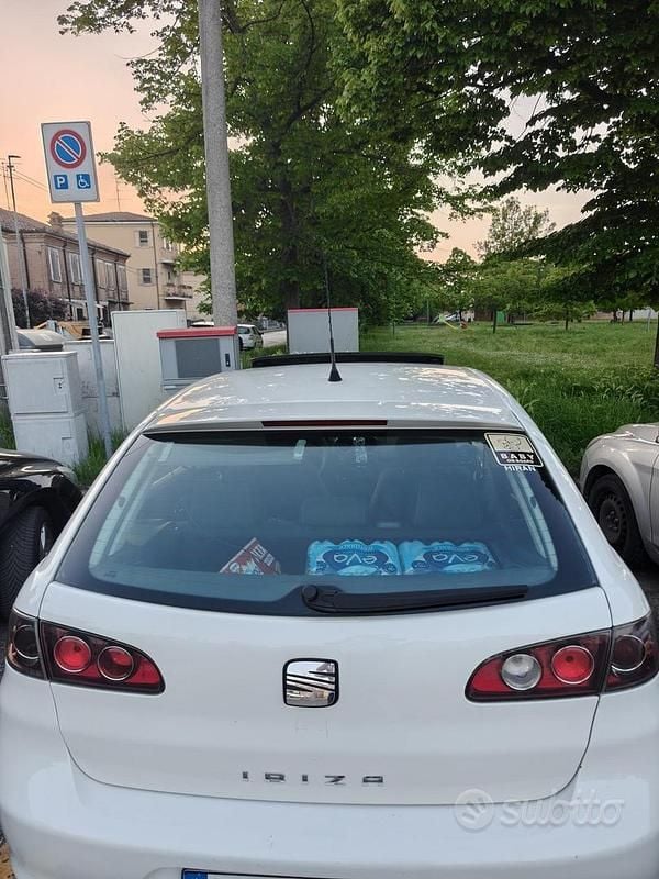 Usata Seat Ibiza 80 CV (58 kW) 2008 Bianco Berlina