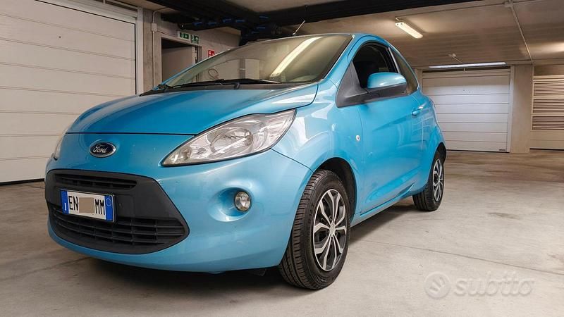 Usata Ford Ka 69 CV (50 kW) 2012 Blu Utilitaria