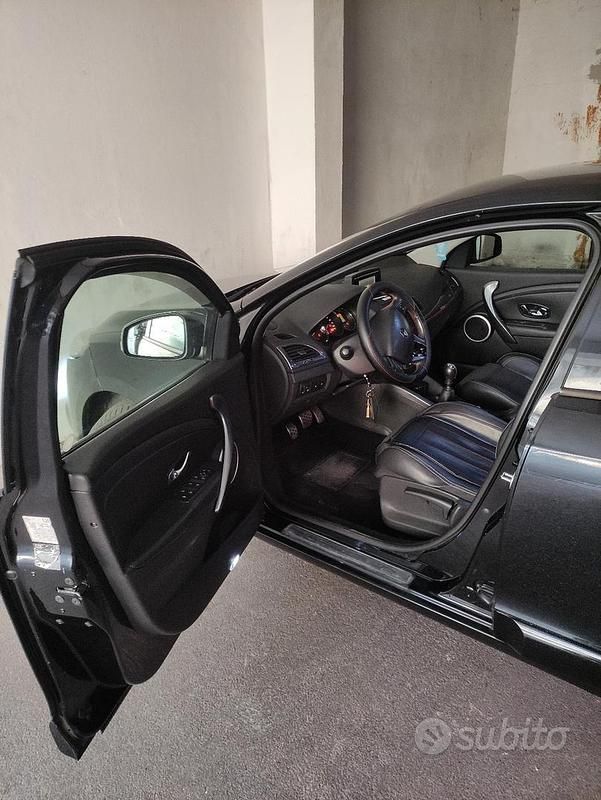 Usata Renault Mégane 110 CV (80 kW) 2012 Nero Berlina