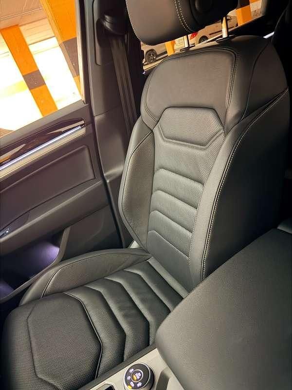 Usata VW Touareg Elegance 286 CV (210 kW) 2022 Argento SUV