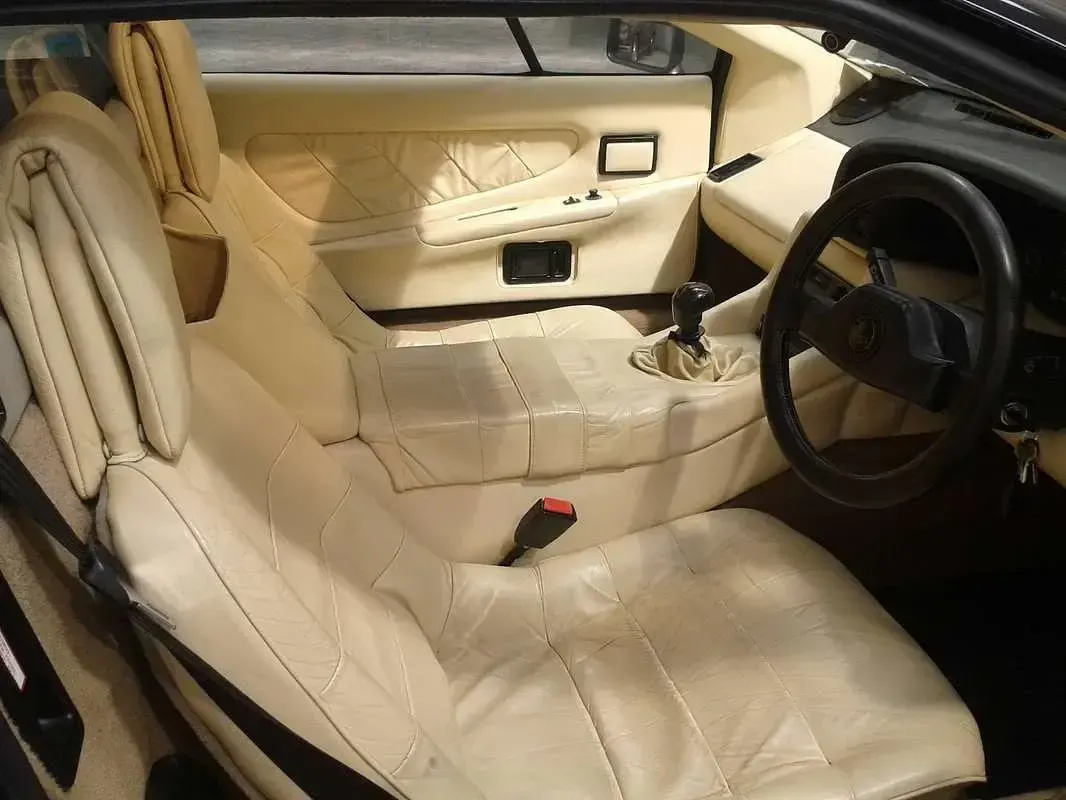 Usata Lotus Esprit 173 CV (127 kW) 1988 Nero Coupé