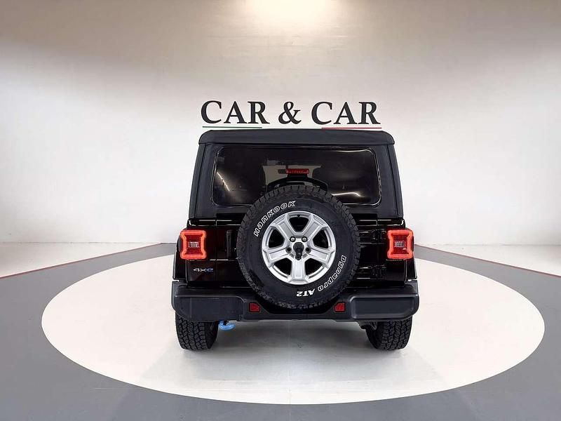 Begagnad Jeep Wrangler Sahara 379 HK (278 kW) 2022 Svart SUV