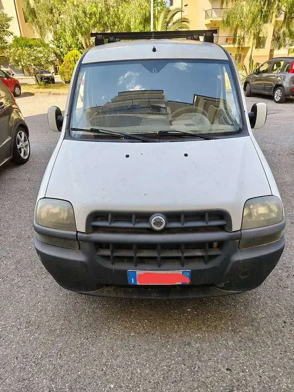 Usata Fiat Doblò 101 CV (74 kW) 2003 Bianco Monovolume