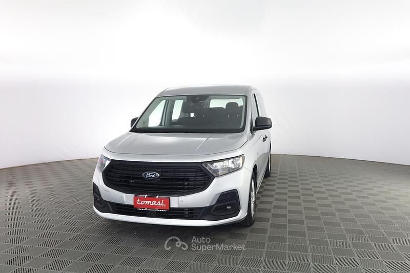 Usata Ford Grand Tourneo Connect 102 CV (75 kW) 2025 Argento Monovolume