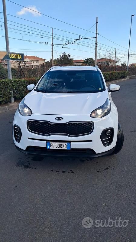 Bianco Usata 2016 Kia Sportage SUV | 13.900 € (Molto cara) - Immagine 1/4