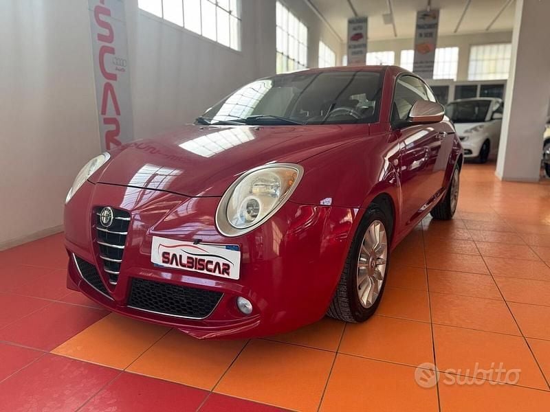 Rosso Usata 2013 Alfa Romeo MiTo Distinctive Due volumi | 5999 € (Buon prezzo) - Immagine 1/4