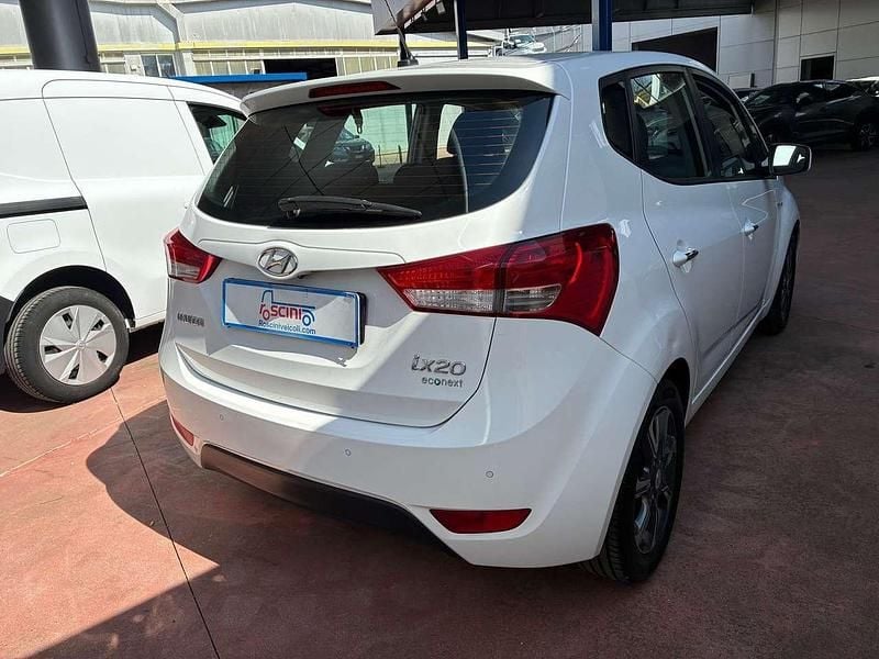 Usata Hyundai ix20 118 CV (86 kW) 2019 Bianco Utilitaria