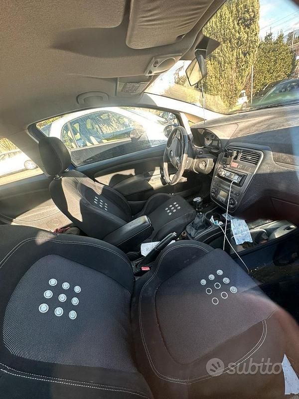 Usata Fiat Punto 95 CV (69 kW) 2006 Berlina