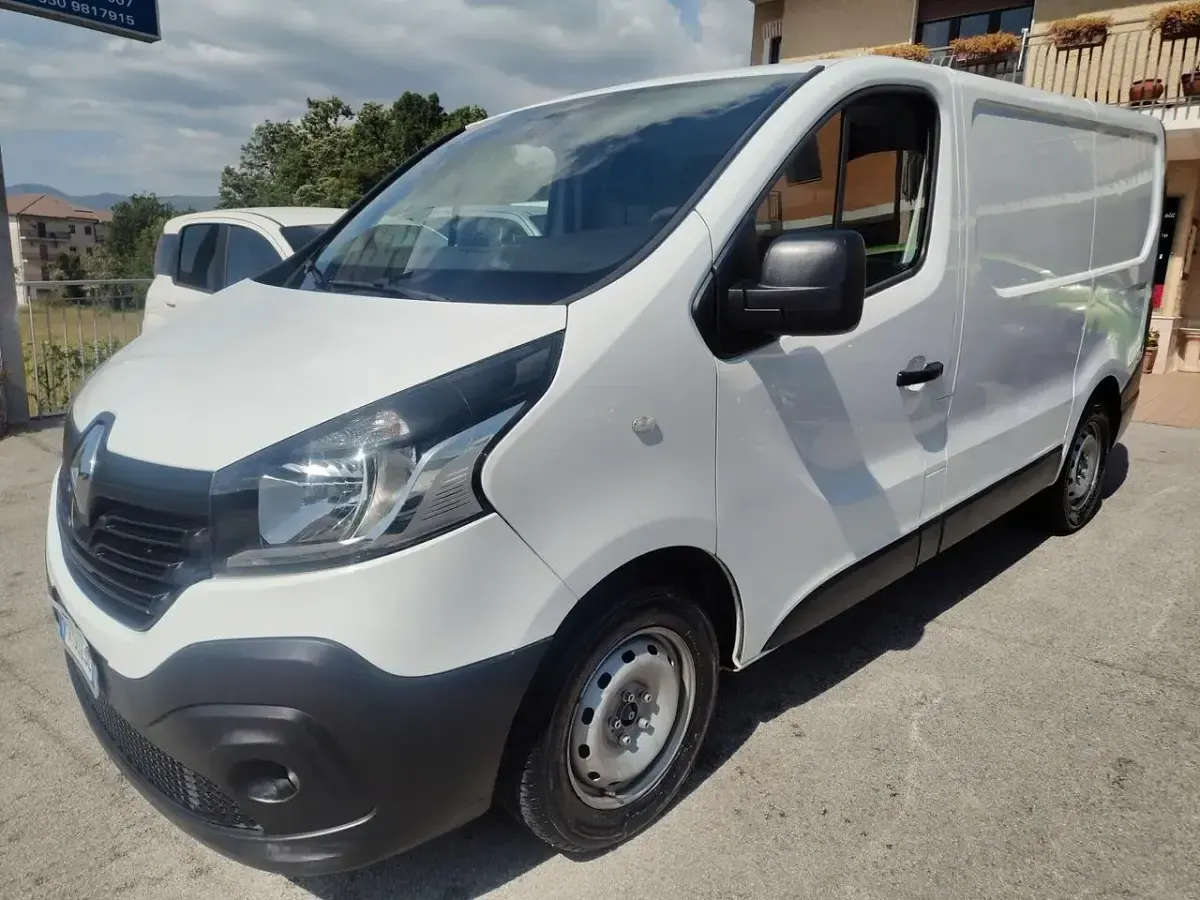 Usata Renault Trafic 123 CV (90 kW) 2019 Bianco Monovolume