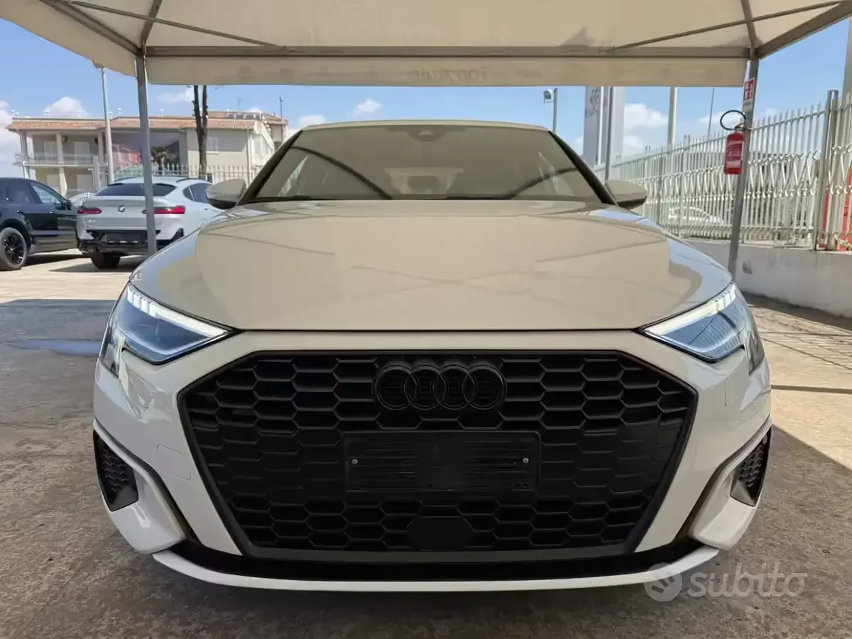 Usata Audi A3 S-Line 150 CV (110 kW) 2021 Bianco Berlina