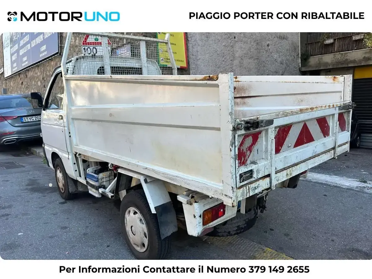 Begagnad Piaggio Porter 65 HK (47 kW) 2007 Vit Van