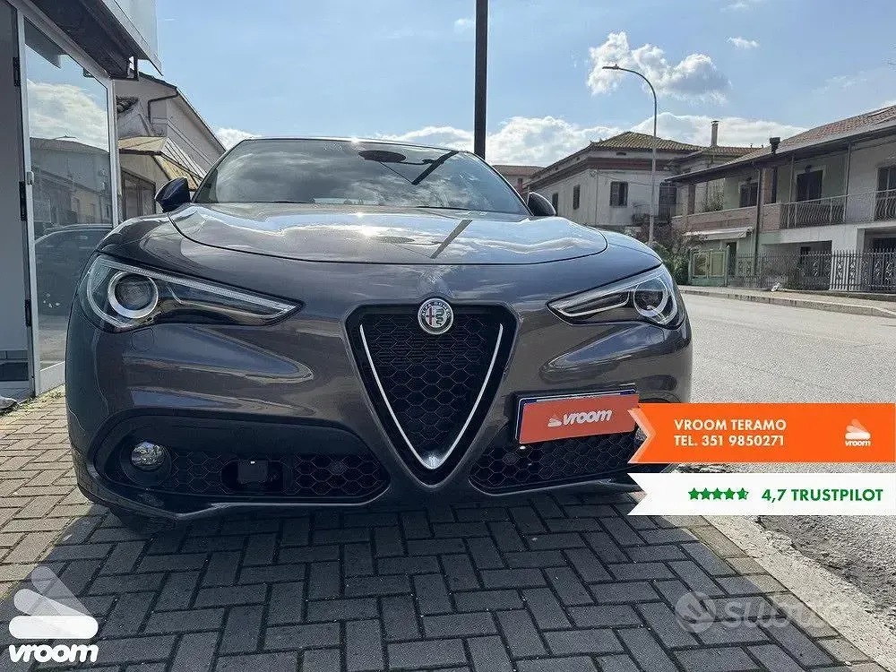 Usata Alfa Romeo Stelvio 160 CV (117 kW) 2020 Grigio SUV