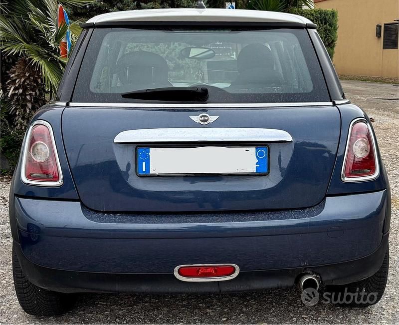 Usata Mini Cooper D 116 CV (85 kW) 2011 Blu Utilitaria