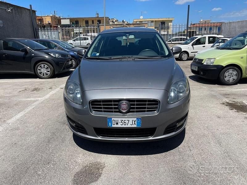 Usata Fiat Croma Active 119 CV (87 kW) 2009 Grigio Station wagon
