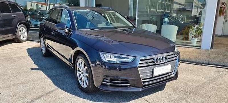 Usata Audi A4 Business 190 CV (139 kW) 2017 Blu/azzurro Station wagon