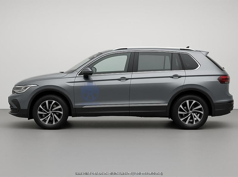 Usata VW Tiguan Move 150 CV (110 kW) 2024 Grigio SUV