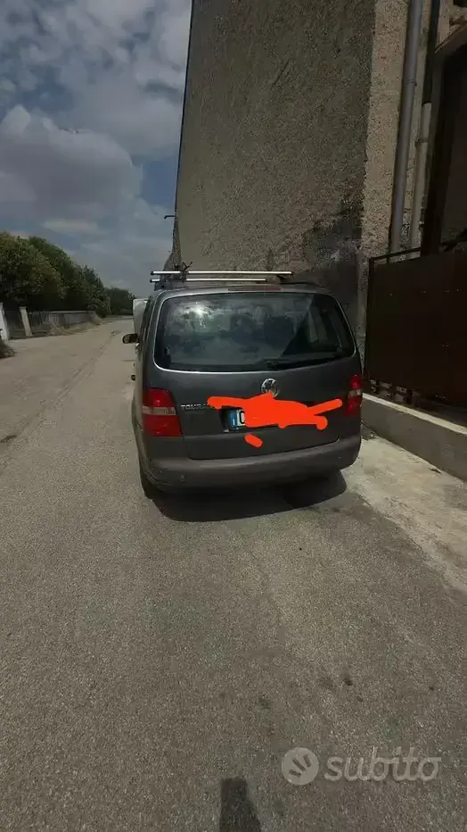 Usata VW Touran 90 CV (66 kW) 2006 Grigio Monovolume