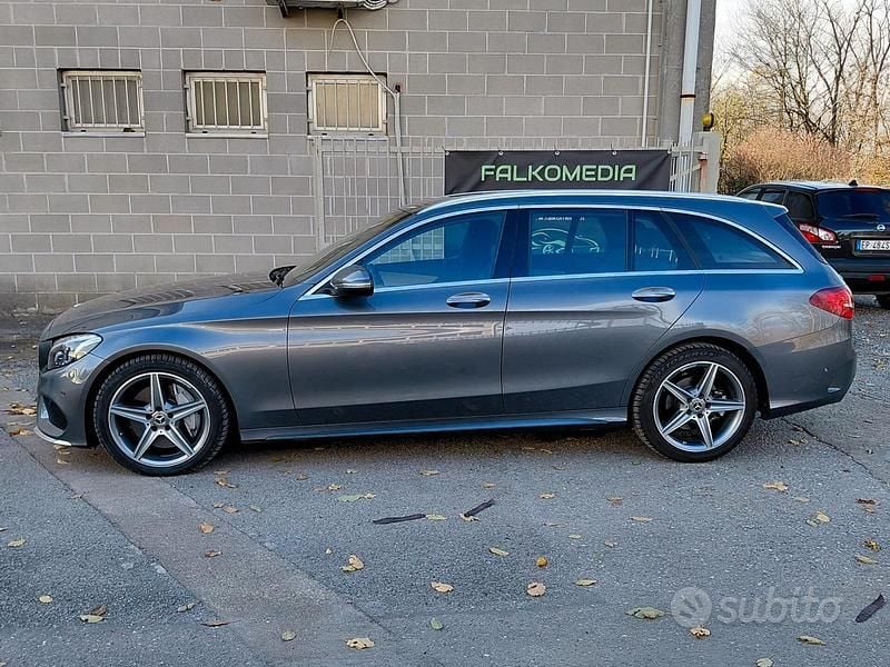 Usata Mercedes C250 Premium 204 CV (150 kW) 2018 Grigio Station wagon
