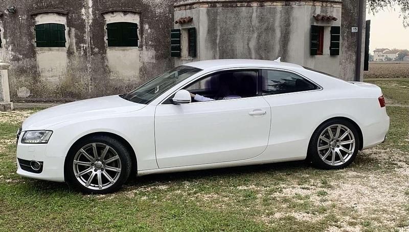 Usata Audi A5 Ambiente 239 CV (175 kW) 2009 Coupé