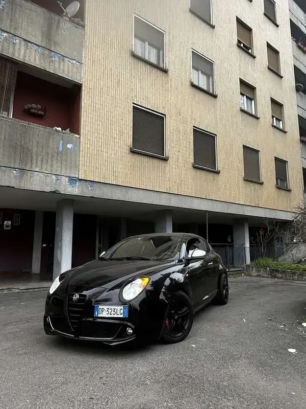 Usata Alfa Romeo MiTo Distinctive 155 CV (114 kW) 2008 Nero Utilitaria