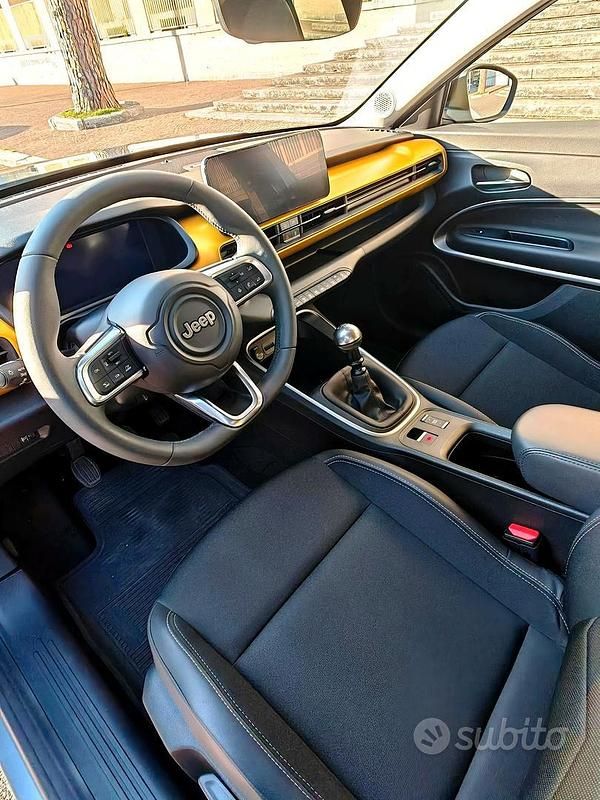 Usata Jeep Avenger 101 CV (74 kW) 2023 SUV