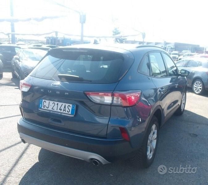 Usata Ford Kuga Titanium 120 CV (88 kW) 2022 Blu SUV