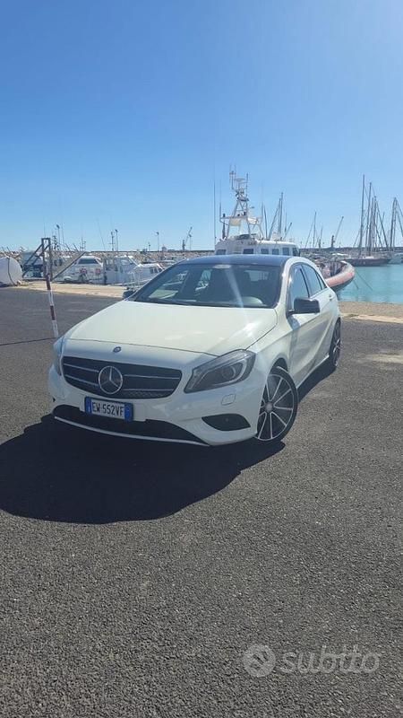 Usata Mercedes A180 109 CV (80 kW) 2014 Bianco Berlina