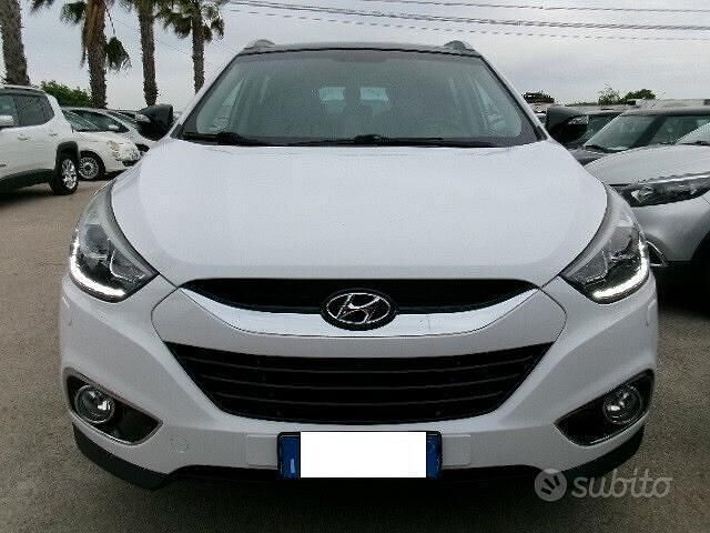 Usata Hyundai ix35 Xpossible 115 CV (84 kW) 2015 Bianco SUV