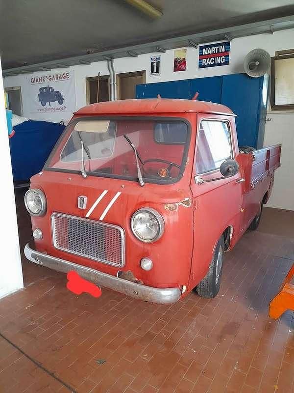 Usata Fiat 850 31 CV (22 kW) 1967 Rosso Furgone