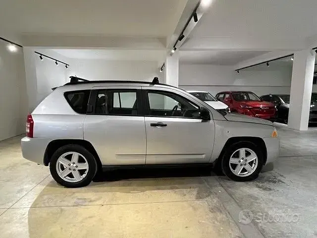Usata Jeep Compass Limited 141 CV (103 kW) 2007 Grigio SUV