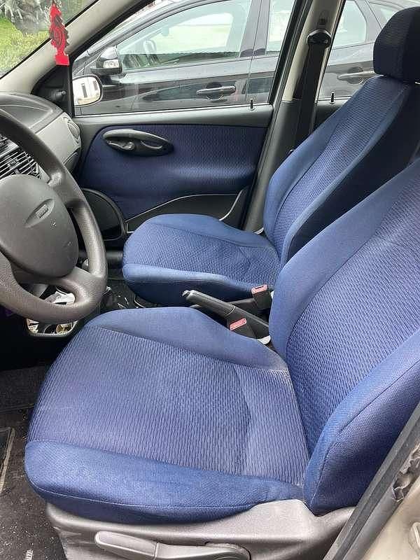 Usata Fiat Punto 88 CV (64 kW) 1999 Berlina