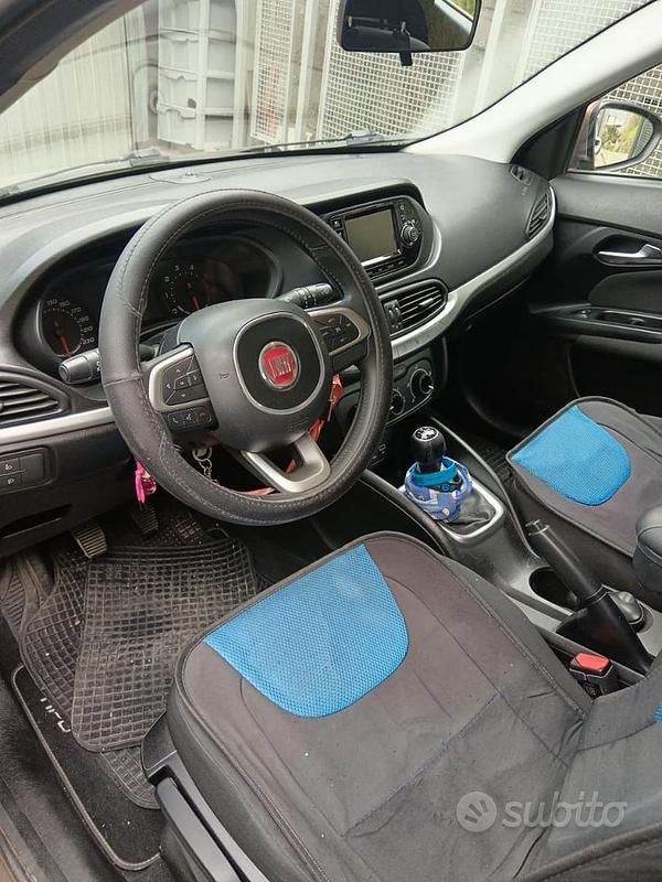 Usata Fiat Tipo 95 CV (69 kW) 2017 Berlina