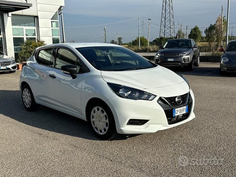 Usata Nissan Micra Acenta 101 CV (74 kW) 2021 Bianco Berlina
