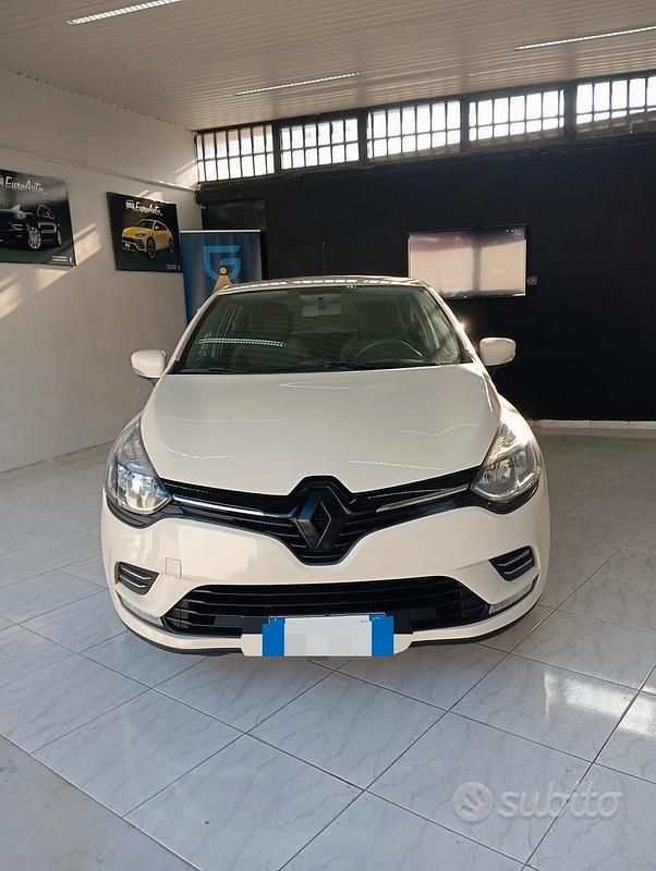 Usata Renault Clio IV 75 CV (55 kW) 2018 Beige Berlina
