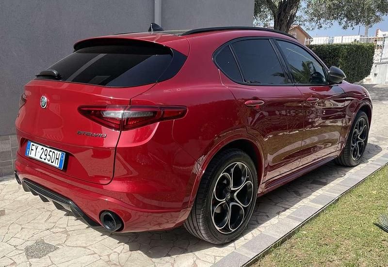 Usata Alfa Romeo Stelvio Tech Edition 210 CV (154 kW) 2019 Rosso SUV