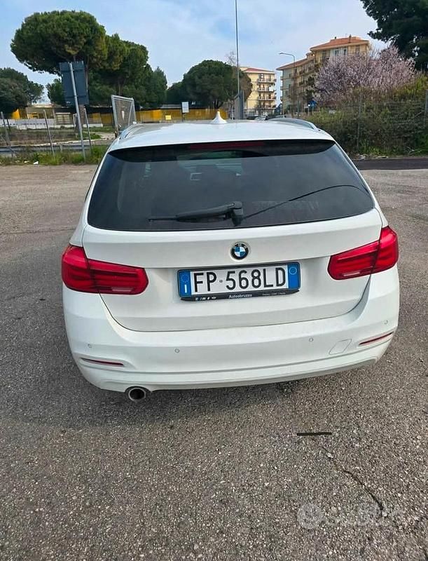 Usata BMW 316 Sport Line 116 CV (85 kW) 2017 Bianco Station wagon