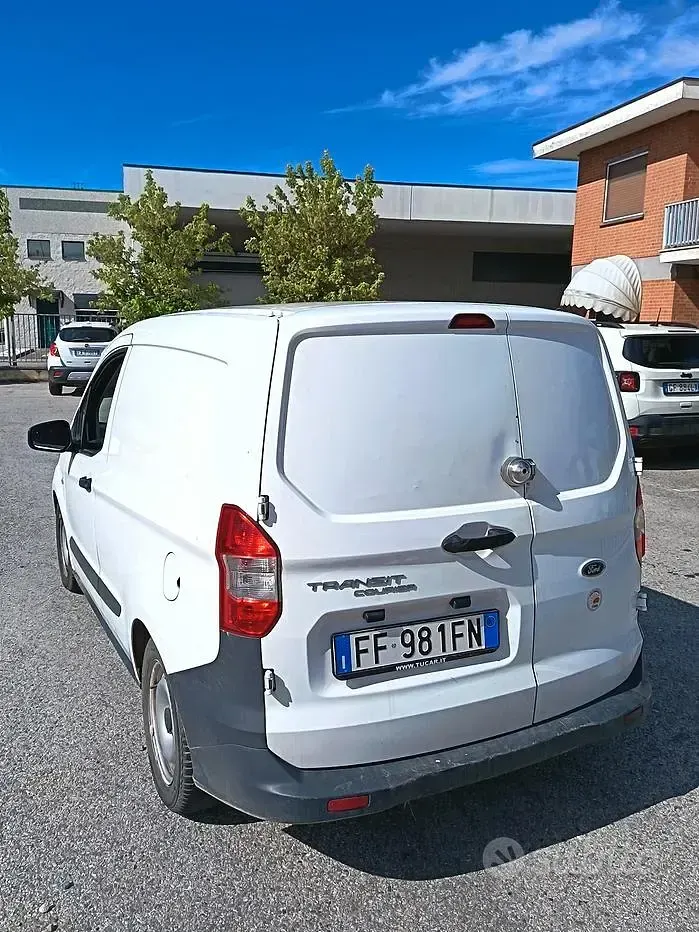 Usata Ford Transit 76 CV (55 kW) 2016 Bianco SUV