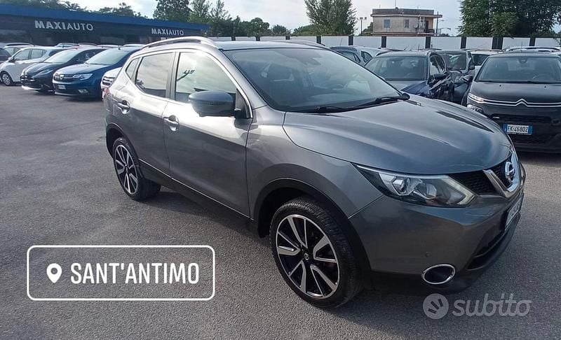 Usata Nissan Qashqai 130 CV (95 kW) 2016 Grigio SUV