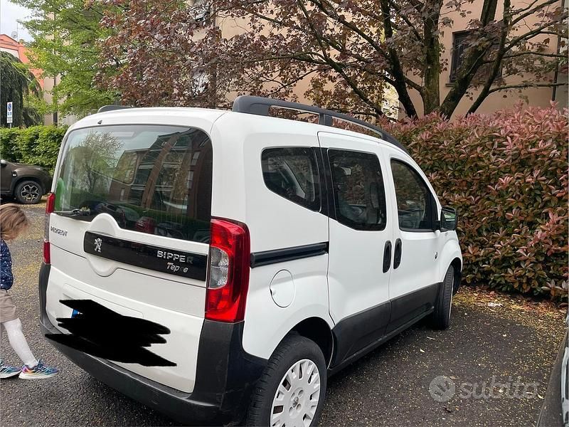 Usata Peugeot Bipper 75 CV (55 kW) 2013 Bianco Monovolume
