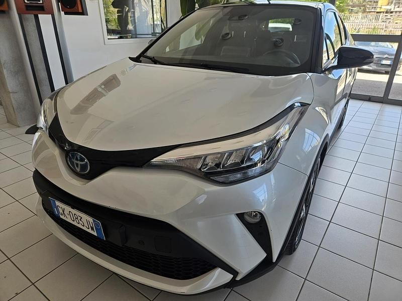 Usata Toyota C-HR Trend 97 CV (71 kW) 2022 Bianco SUV