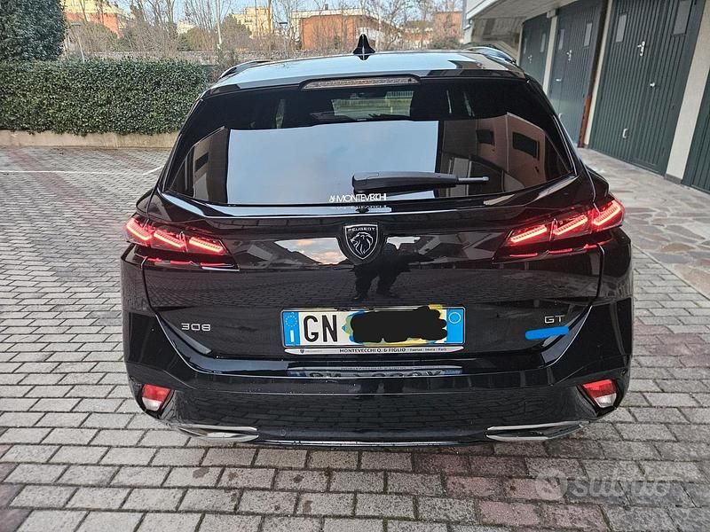 Usata Peugeot 308 GT 131 CV (96 kW) 2023 Nero Station wagon