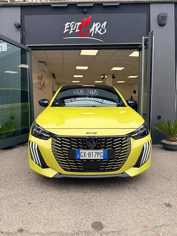 Usata Peugeot 208 GT 100 CV (73 kW) 2025 Giallo Utilitaria