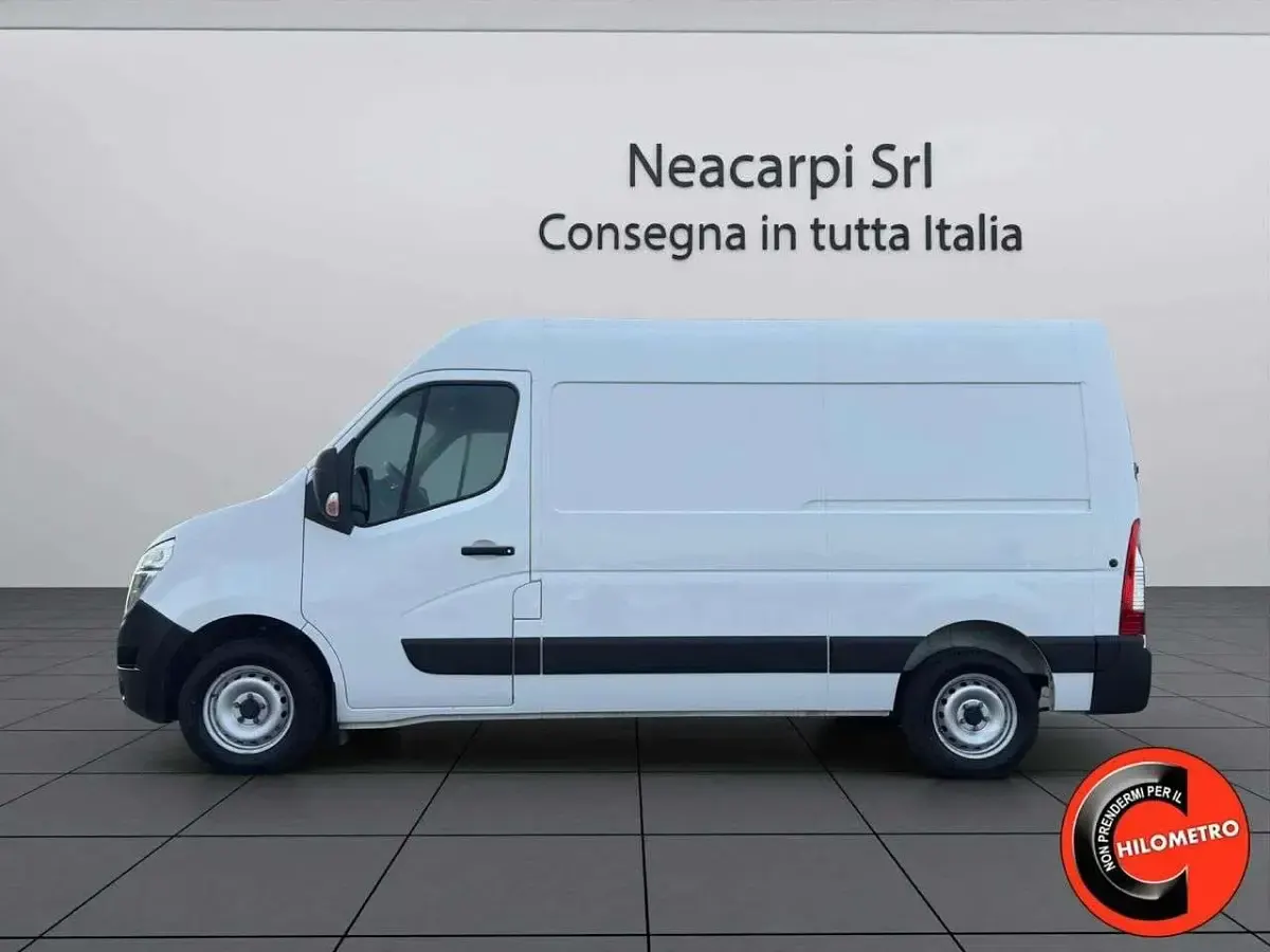 Usata Nissan Interstar Acenta 135 CV (99 kW) 2022 Bianco Furgone