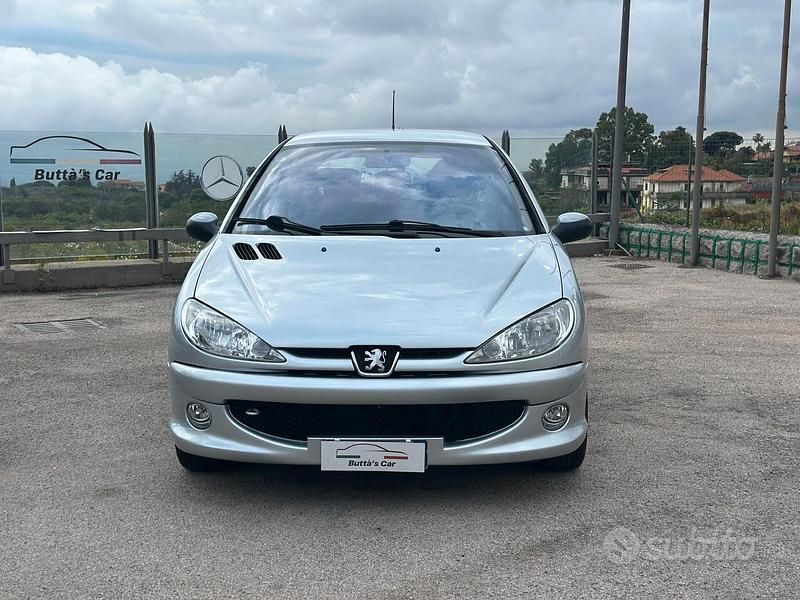 Usata Peugeot 206 92 CV (67 kW) 2006 Grigio Berlina