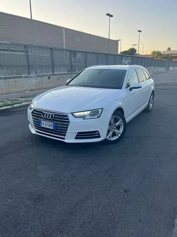 Usata Audi A4 Business 150 CV (110 kW) 2017 Berlina