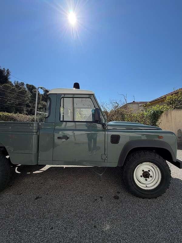 Usata Land Rover Defender 122 CV (89 kW) 2007 Verde Pick-up