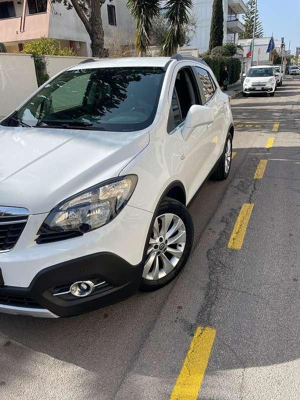 Bianco Usata 2014 Opel Mokka Cosmo SUV | 9200 € (Cara) - Immagine 1/4