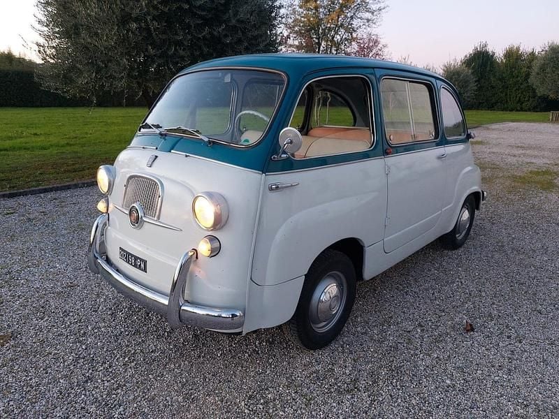 Usata Fiat Multipla 23 CV (16 kW) 1961 Bianco Monovolume
