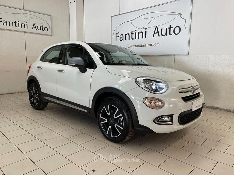 Bianco Usata 2018 Fiat 500X Mirror SUV | 15.000 € (Buon prezzo) - Immagine 1/4