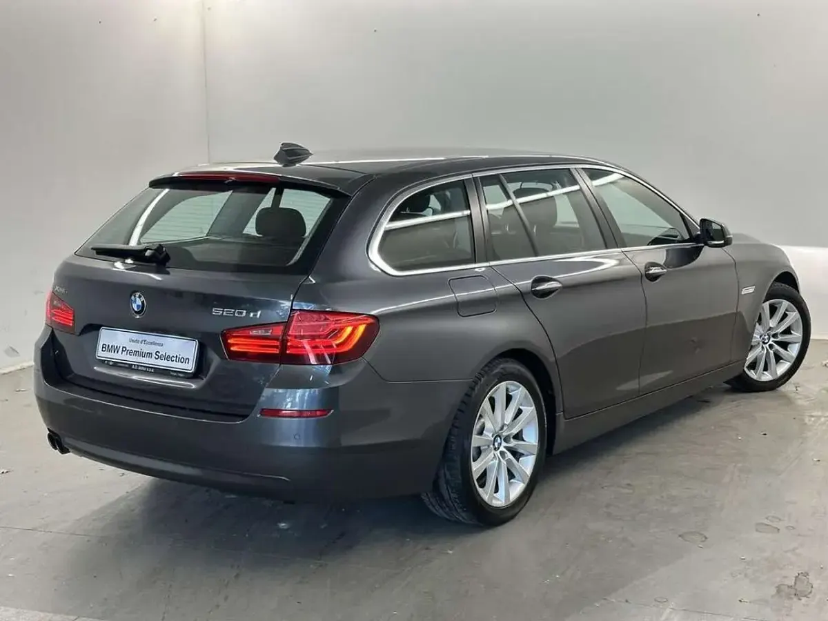 Usata BMW 520 190 CV (139 kW) 2016 Vari colori Station wagon
